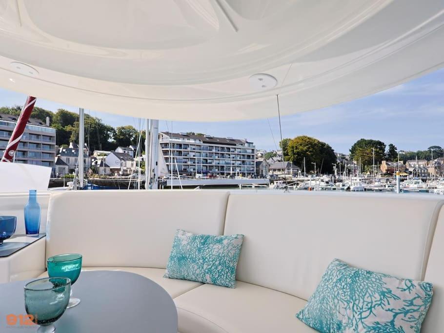 Anthenea Suite Hoteliere Flottante ペロス・ギレック エクステリア 写真